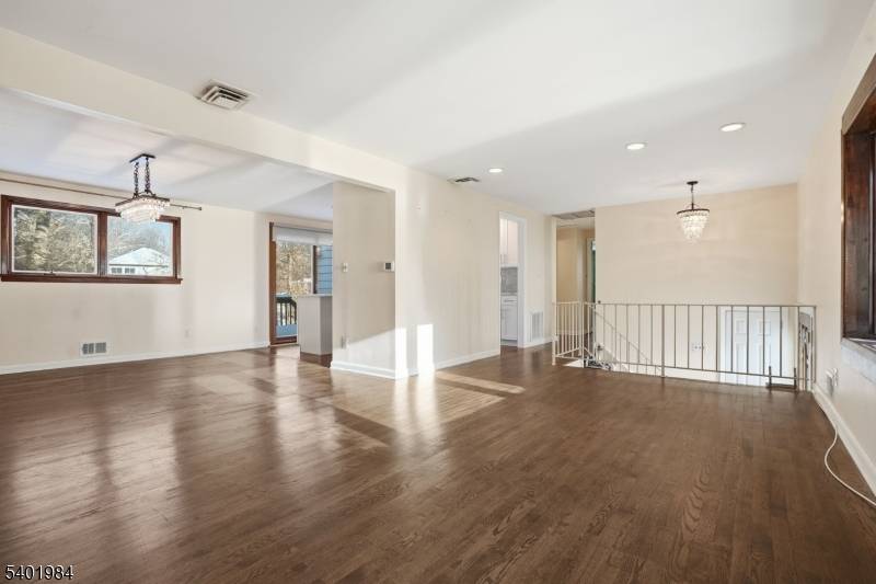 Livingston Twp., NJ 07039,95 Martin Rd