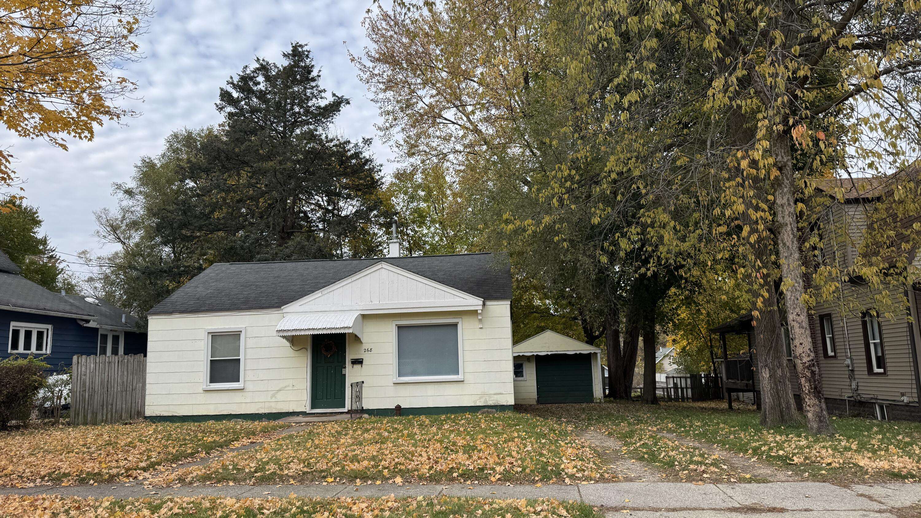 Battle Creek, MI 49037,268 Battle Creek AVE