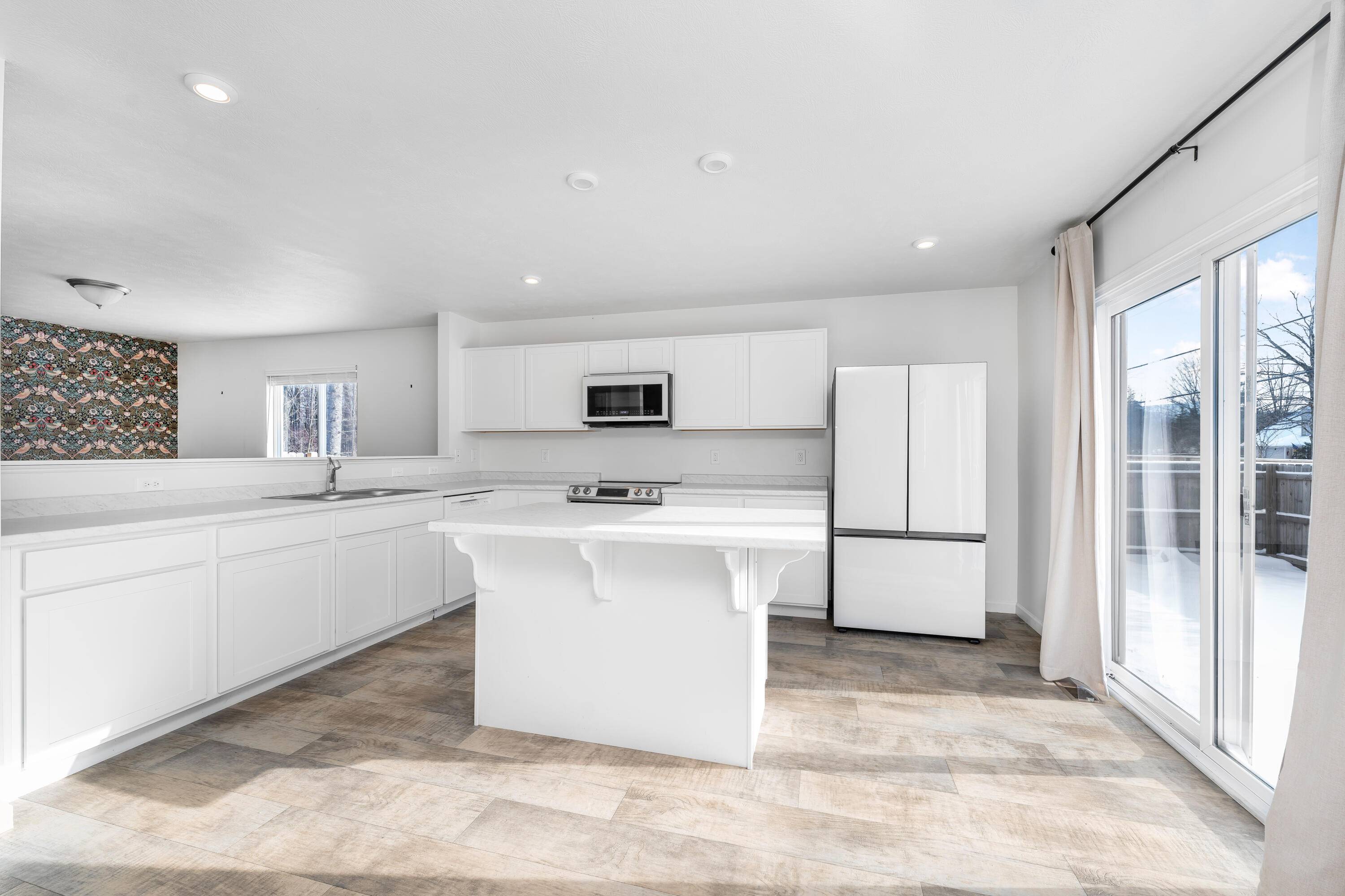 South Haven, MI 49090,13724 Deer Creek DR