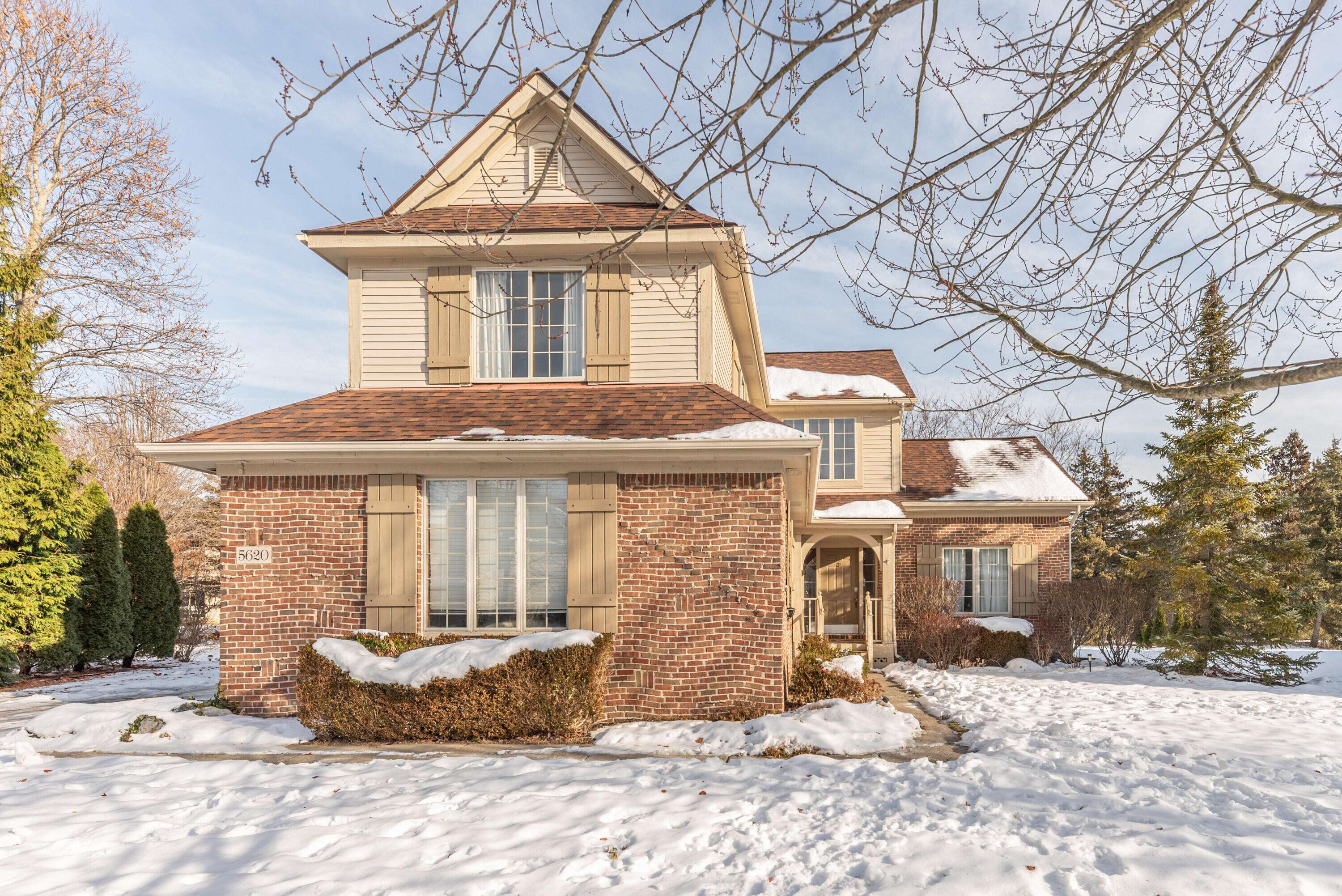 Ann Arbor, MI 48103,5620 Le Blanc AVE