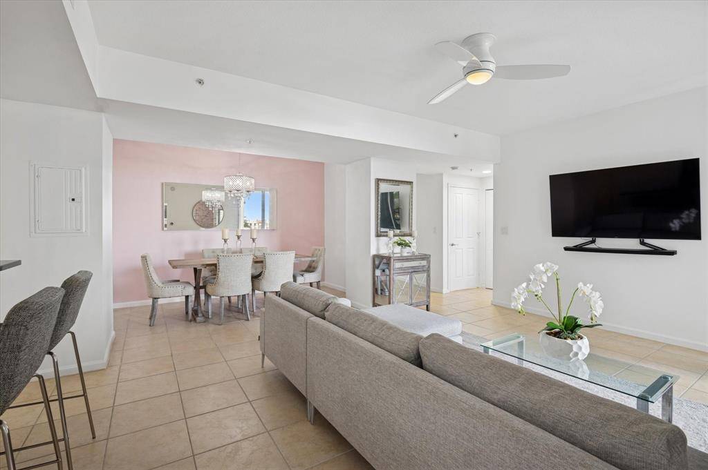 Fort Lauderdale, FL 33301,511 SE 5th Ave #919