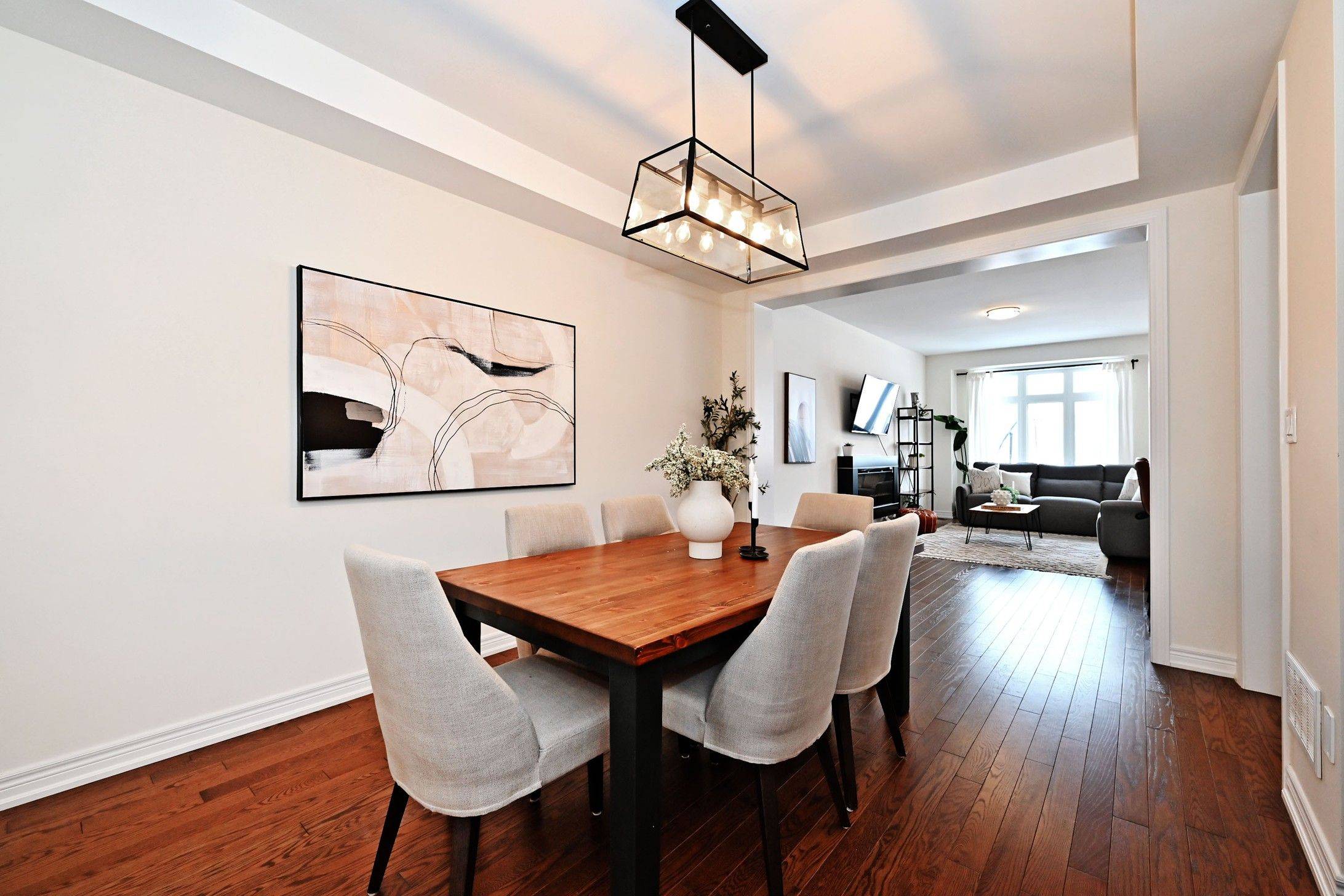 East Gwillimbury, ON L9N 0V4,311 Silk Twist DR