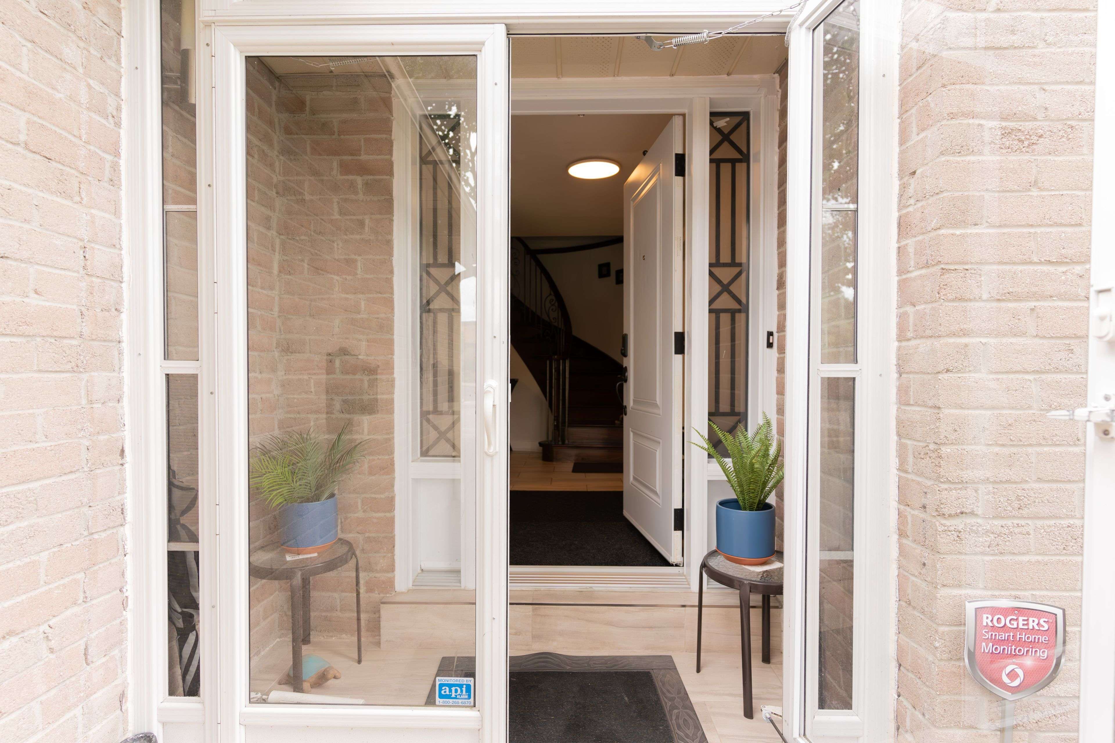 Mississauga, ON L5N 3H7,6326 Millers GRV