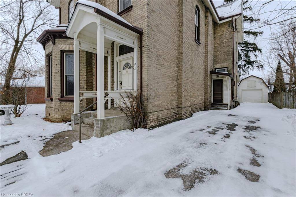 Brantford, ON N3T 4H2,17 Hawarden AVE