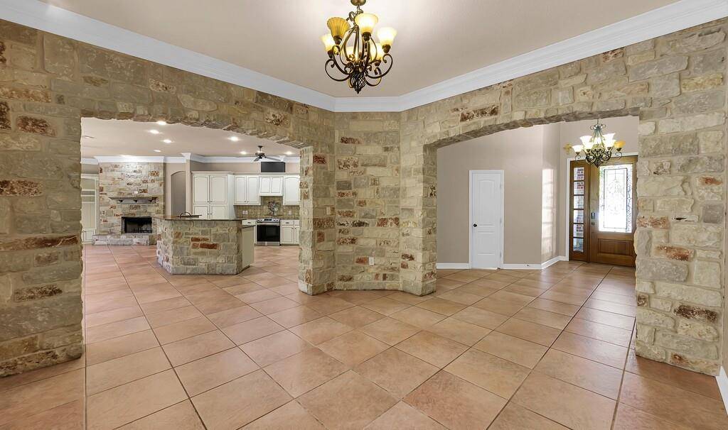 China Spring, TX 76633,780 Lost Hunters