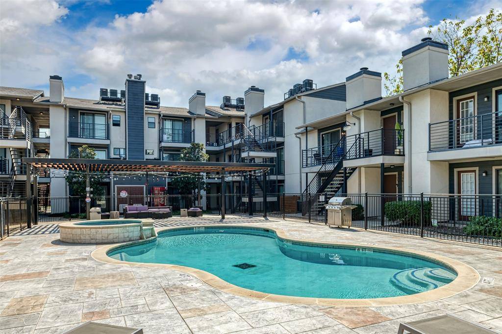 Dallas, TX 75204,1317 Annex Avenue #221