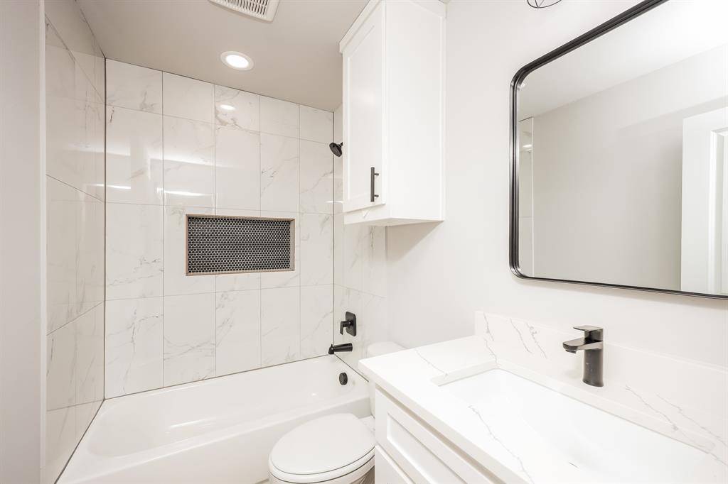 Greenville, TX 75401,2015 Stuart Street #B