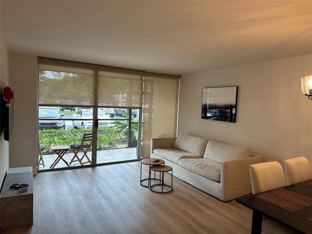 Lauderhill, FL 33319,3821 Environ Blvd #110