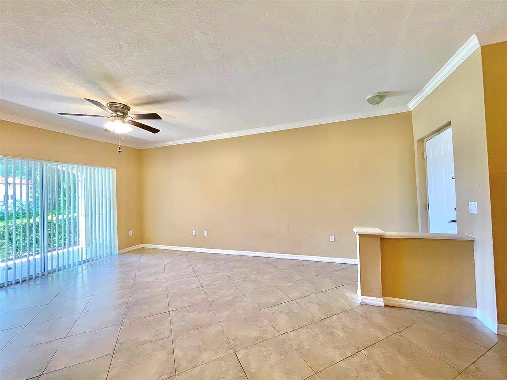 Boynton Beach, FL 33435,2105 Tuscany Way #2105