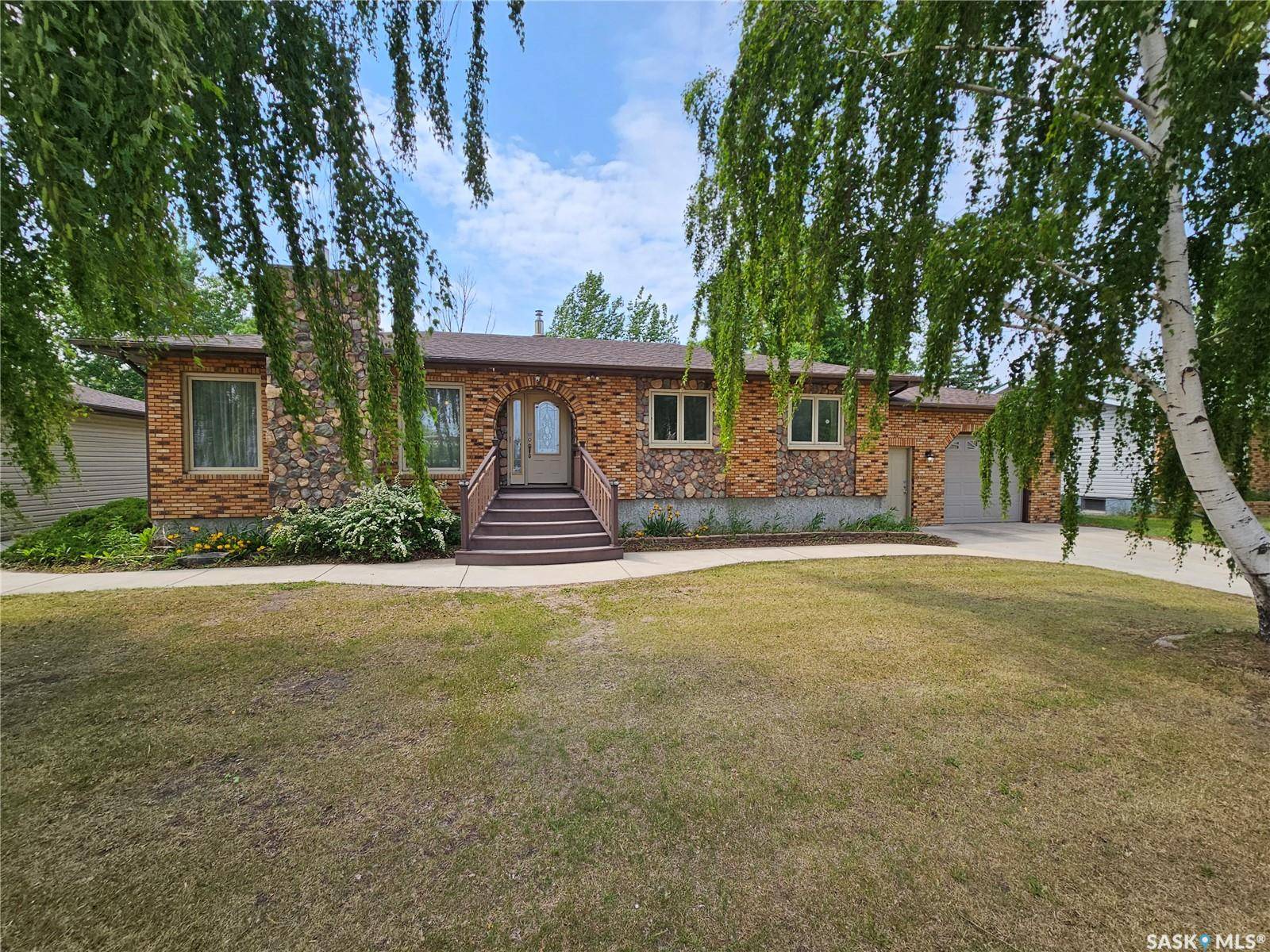 Alida, SK S0C 0B0,206 West 1st STREET