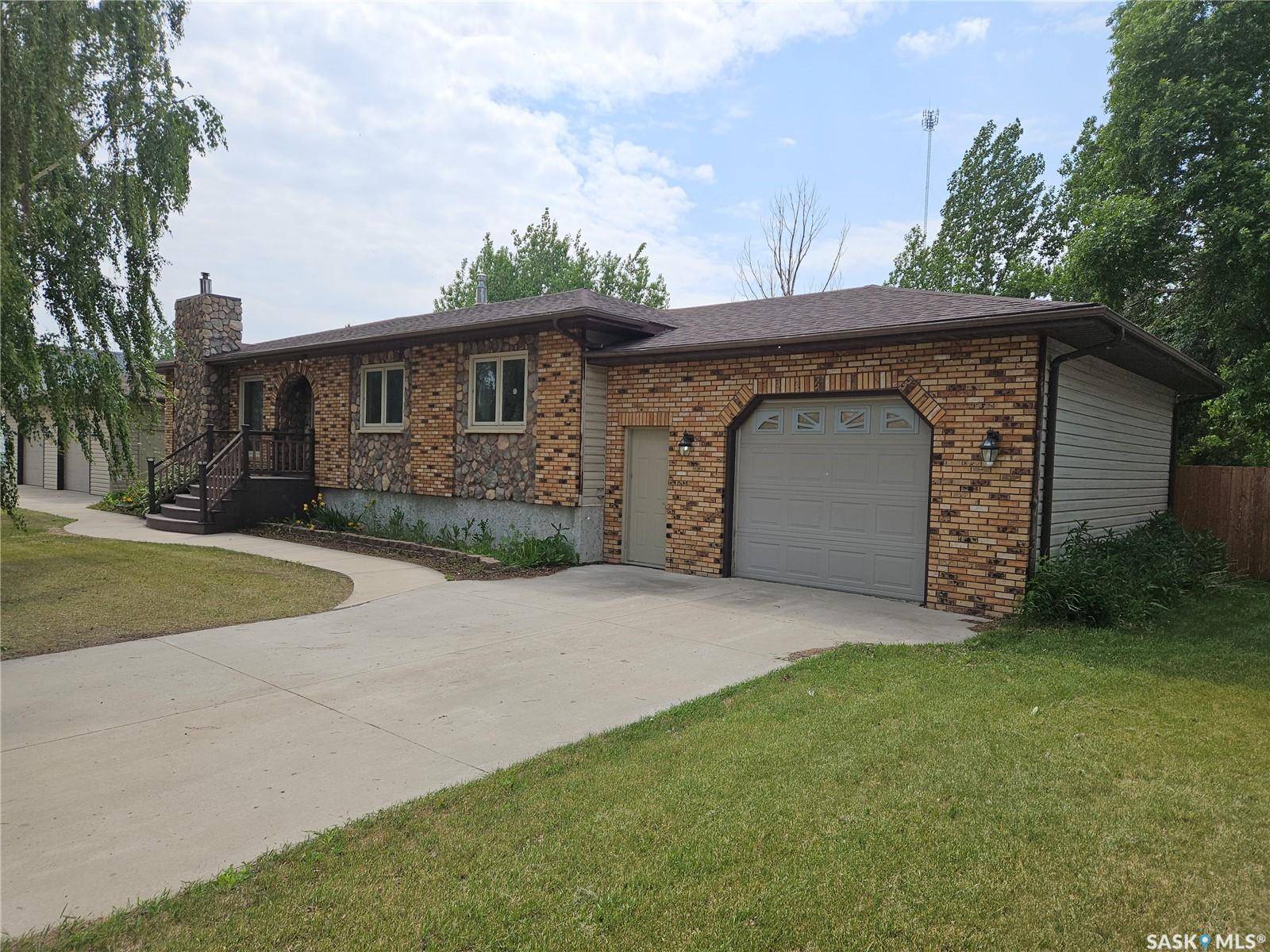 Alida, SK S0C 0B0,206 West 1st STREET