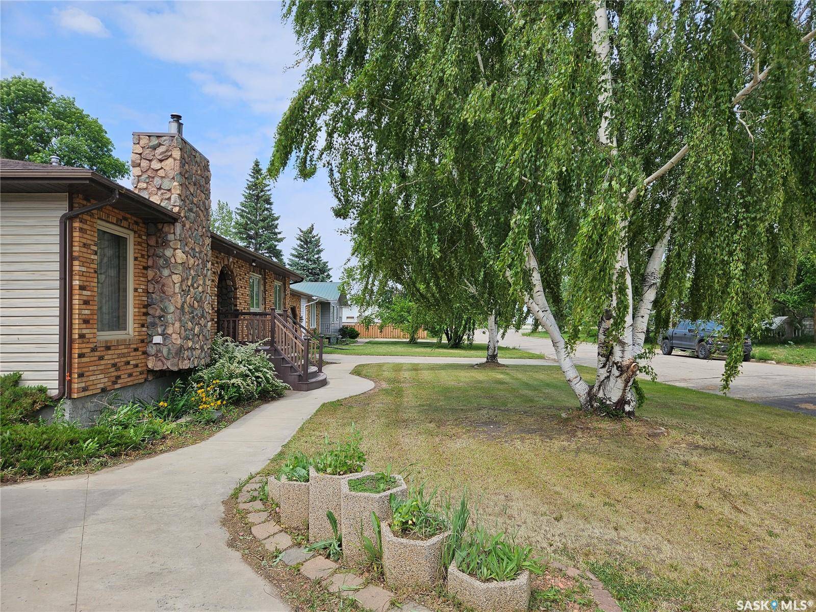 Alida, SK S0C 0B0,206 West 1st STREET