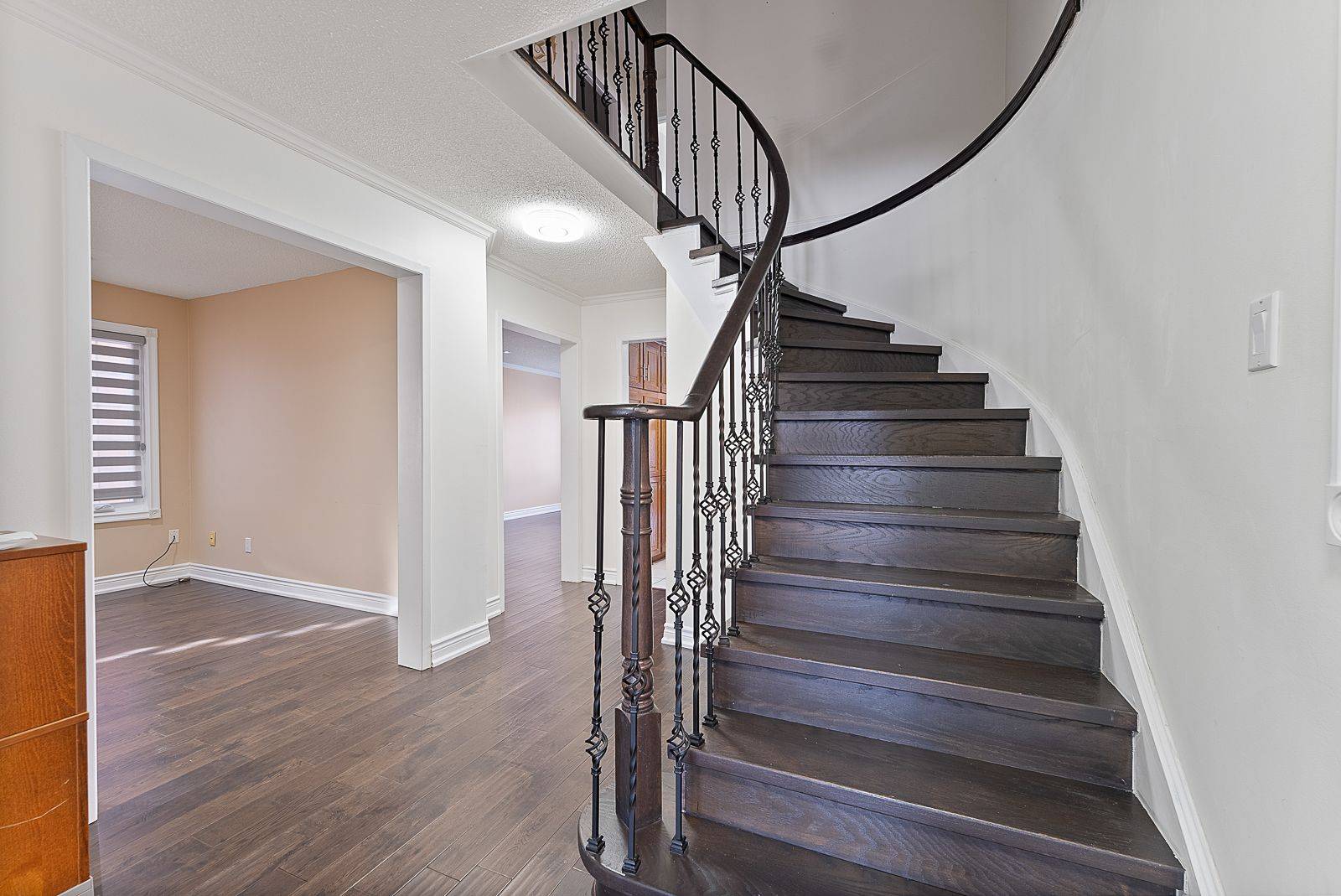 Mississauga, ON L5L 4H2,3449 Halstead RD