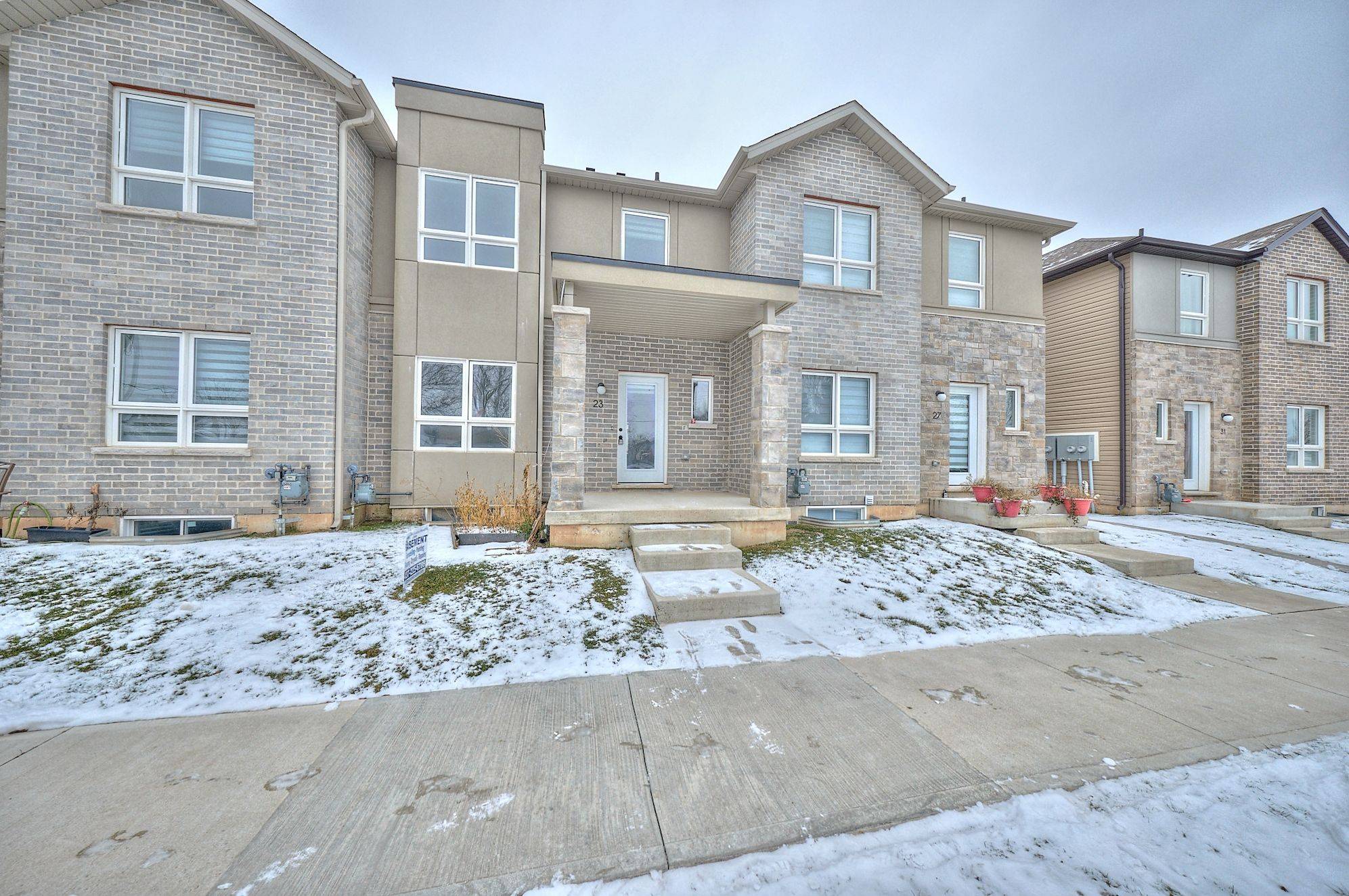 Welland, ON L3C 0J2,23 Perenack AVE