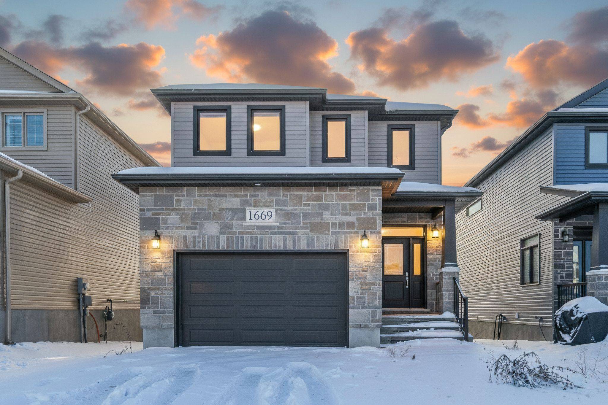 Kingston, ON K7P 0S9,1669 Brookedayle AVE