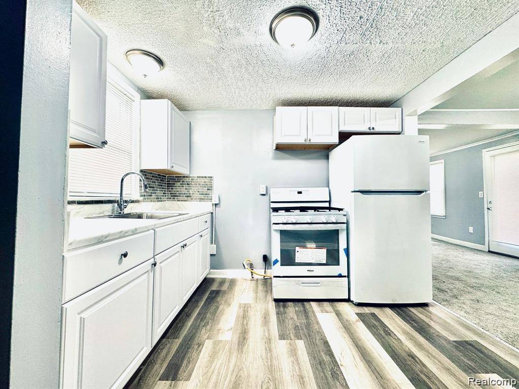 Mt. Clemens, MI 48043,184 DICKINSON ST