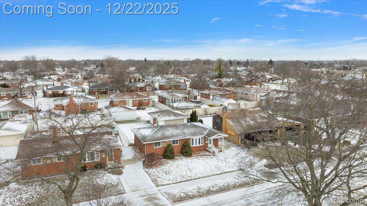 Trenton, MI 48183,2704 Dunlop ST