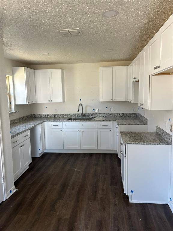 Dallas, TX 75216,4720 Burma Road