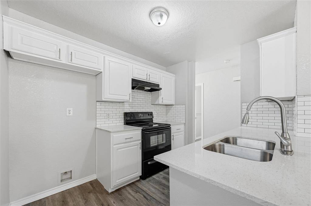 Waxahachie, TX 75165,309 Gravel Street