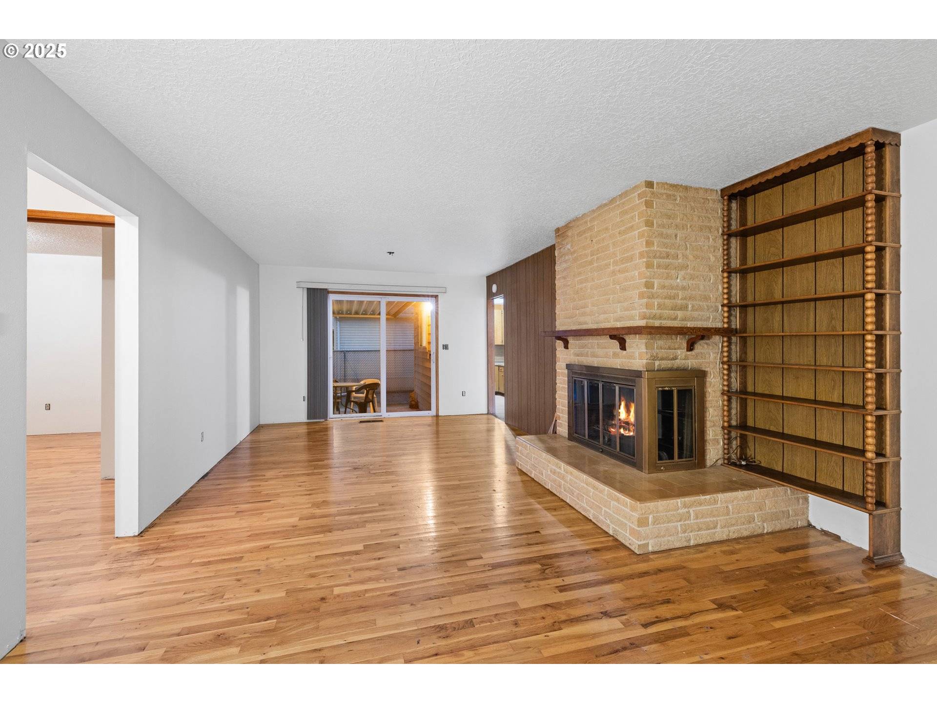 Woodburn, OR 97071,2296 UMPQUA RD