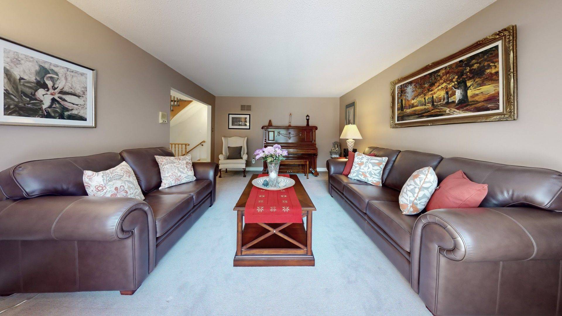 Toronto E03, ON M4C 5N4,17 Woodvale CRES