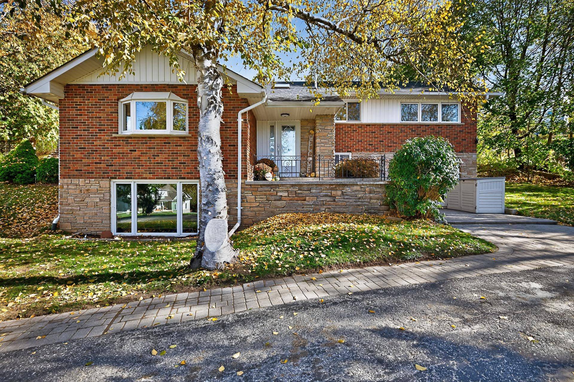 East Gwillimbury, ON L0G 1M0,5555 Mount Albert RD