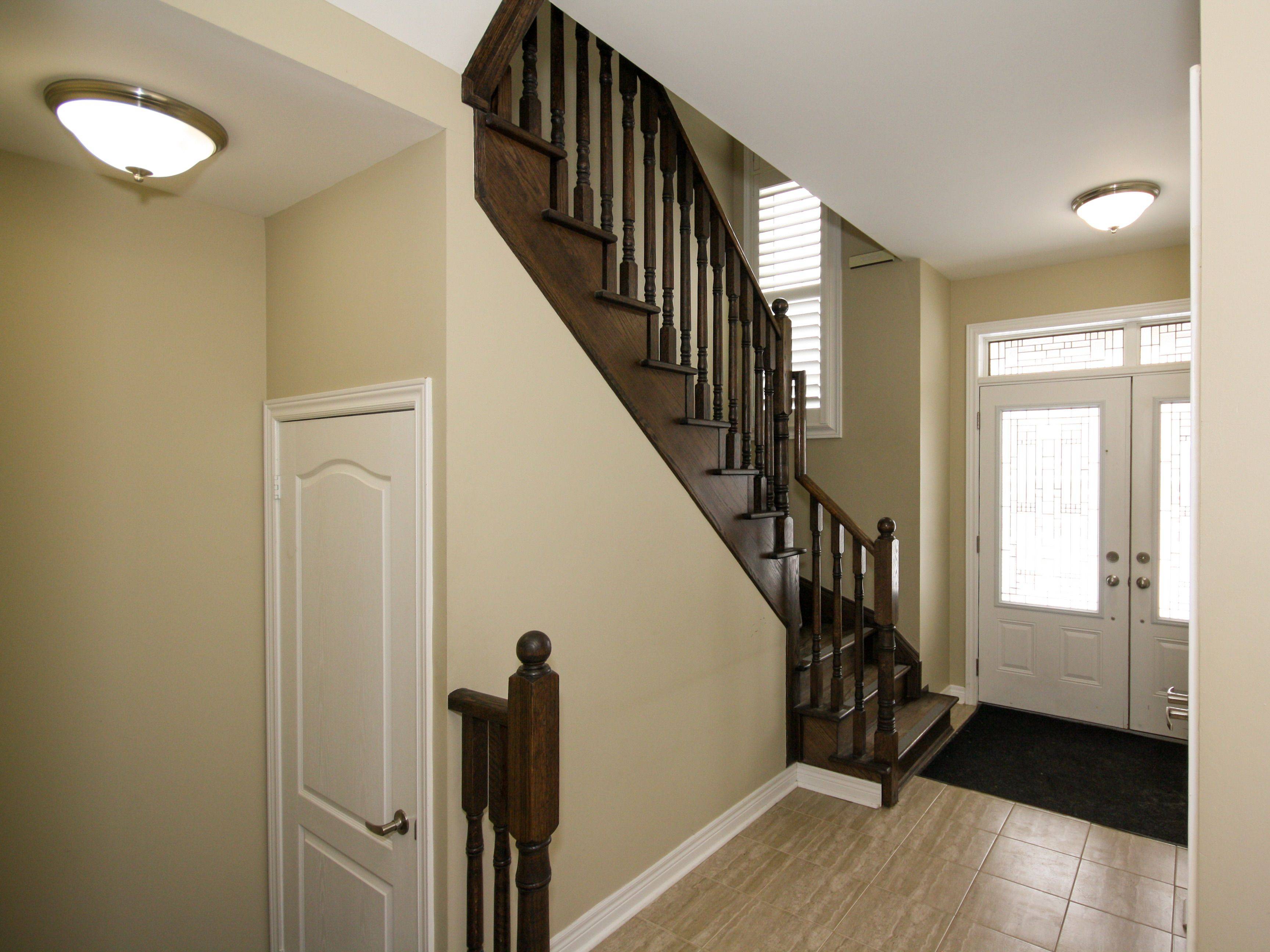 Springwater, ON L4N 5K4,30 Forsyth CRES