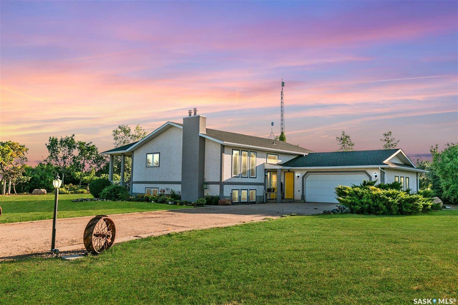 Luseland, SK S0L 2A0,- Rural Address