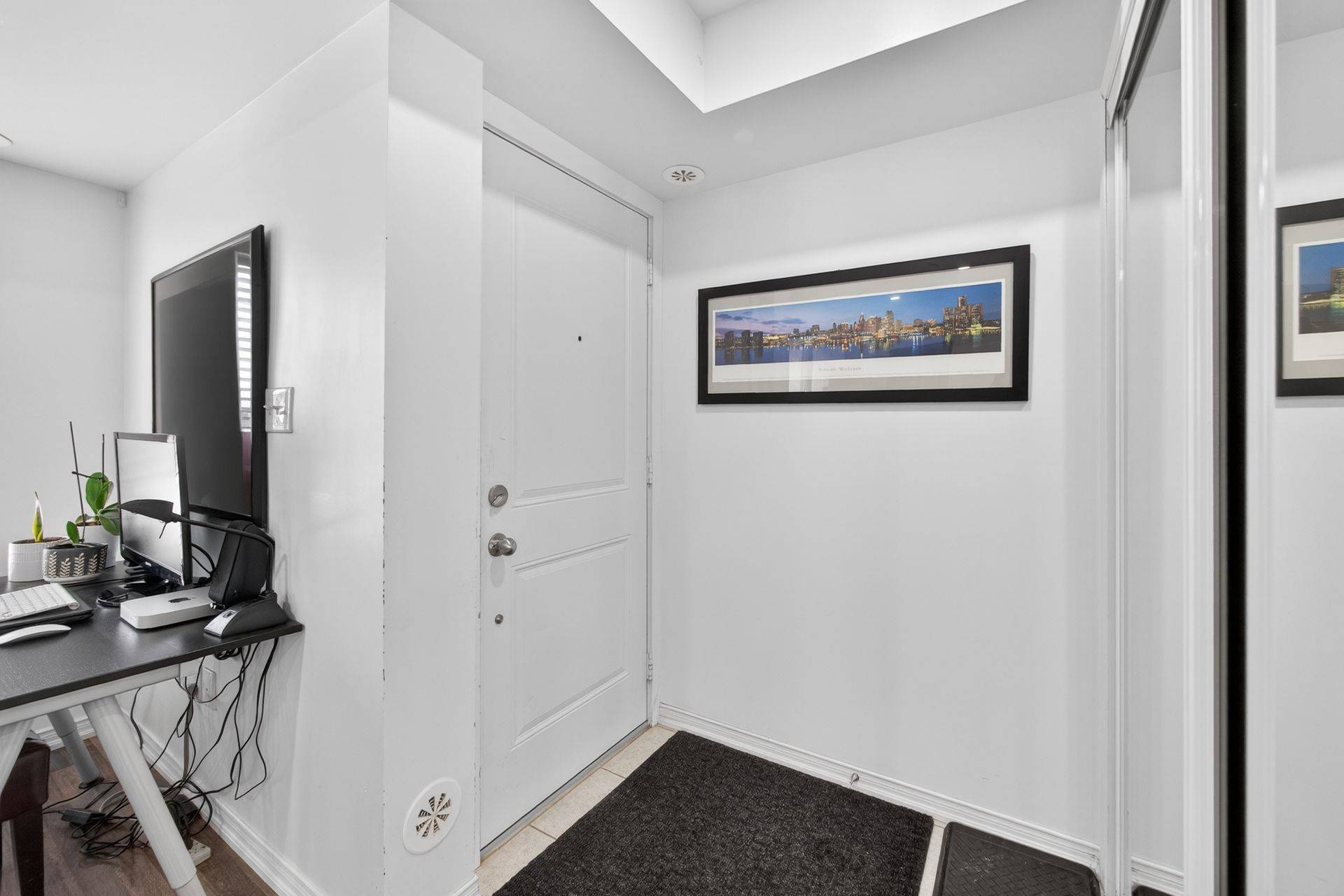 Oakville, ON L6H 0K1,2504 Post RD #1