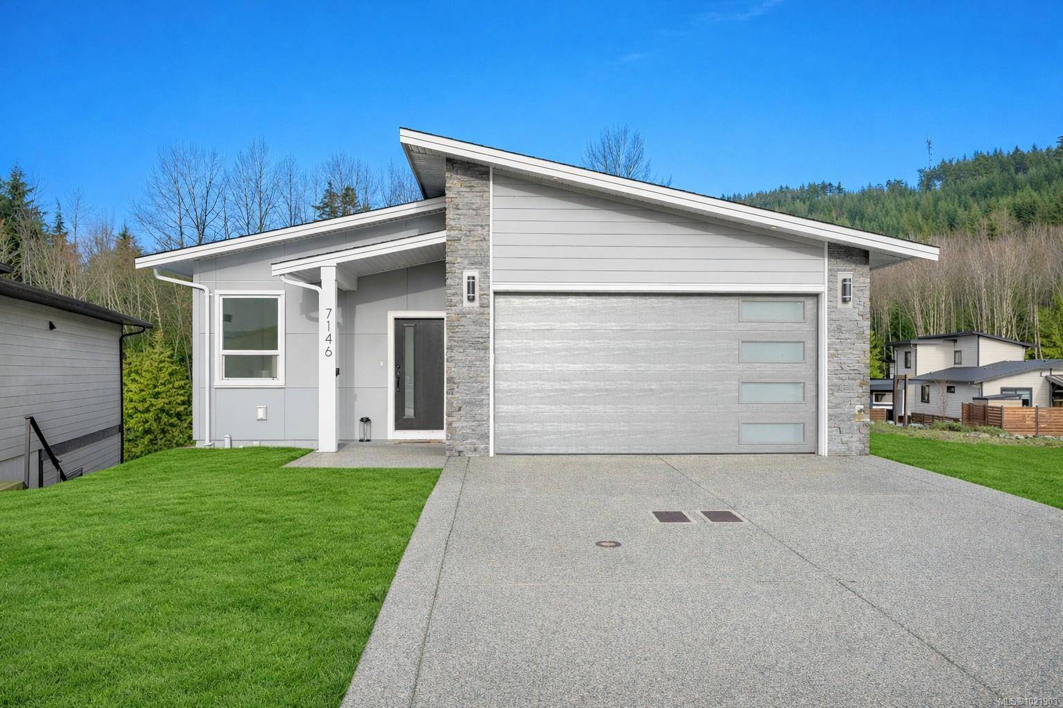 Lake Cowichan, BC V0R 2G0,7146 Elkridge Rd