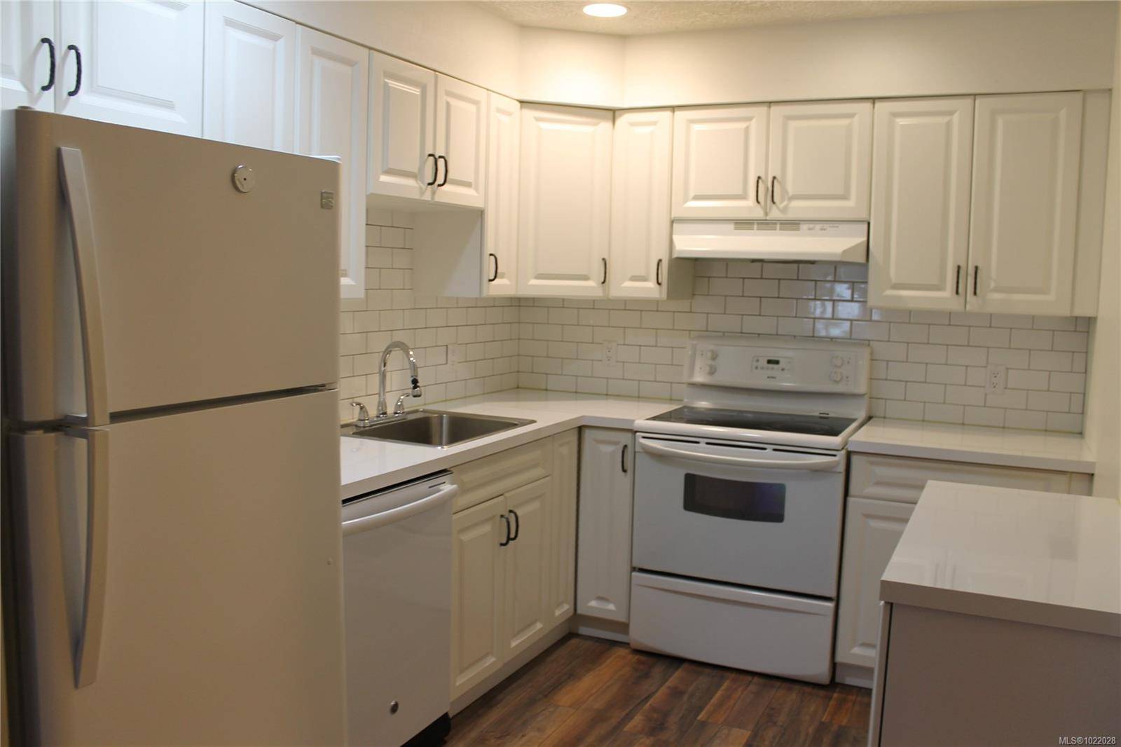 Duncan, BC V9L 3N9,300 Bundock Ave #203