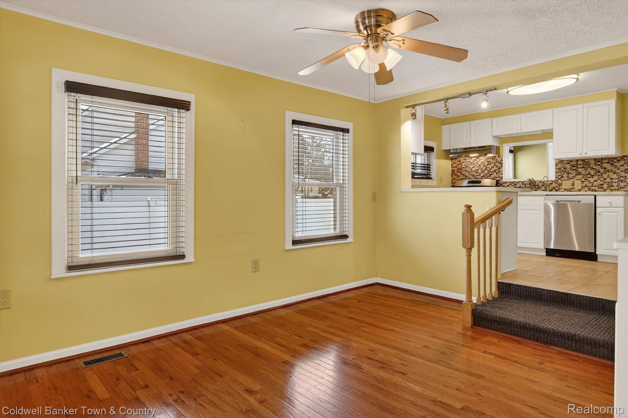 Pinckney, MI 48169,415 Putnam ST