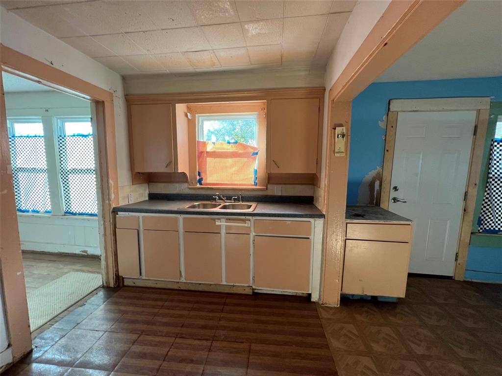 Wichita Falls, TX 76301,800 Roosevelt. Street