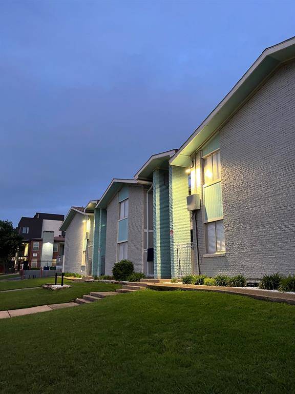 Dallas, TX 75204,4606 Monarch Street #209