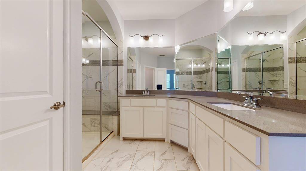 Mckinney, TX 75070,5204 Mcpherson Lane