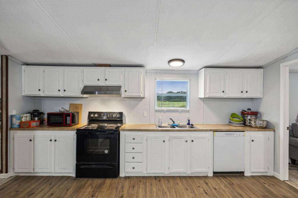 Quinlan, TX 75474,1946 County Road 2290