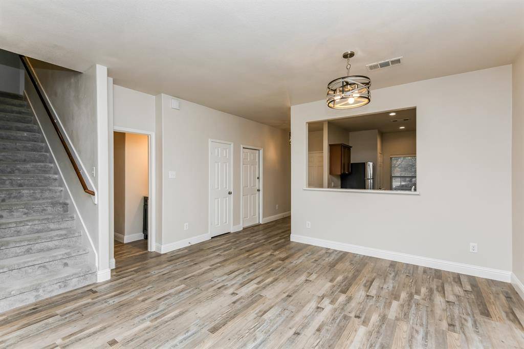 Newark, TX 76071,128 Dodge City Court