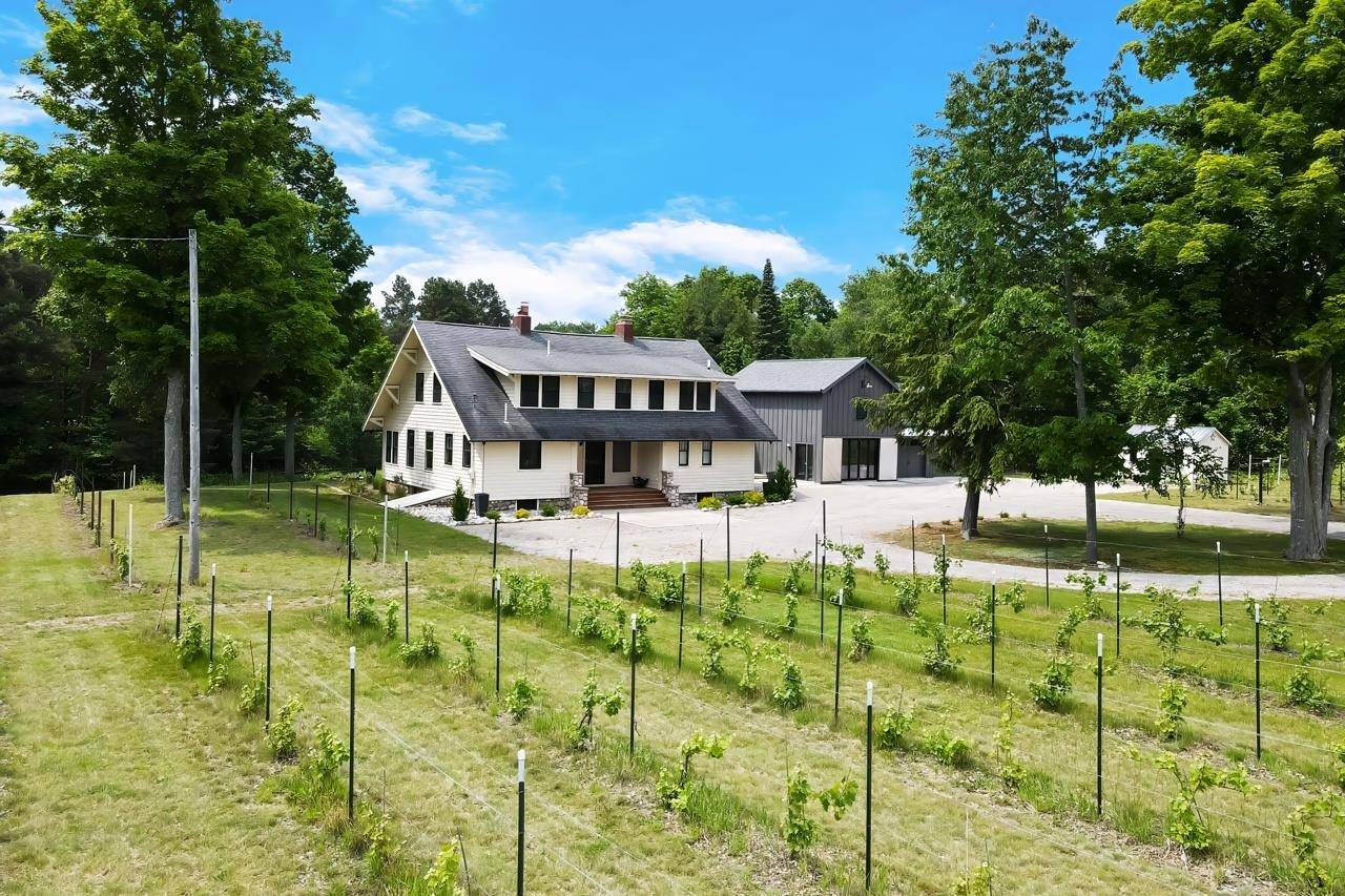 Northport, MI 49670,12202 E Woolsey Lake RD