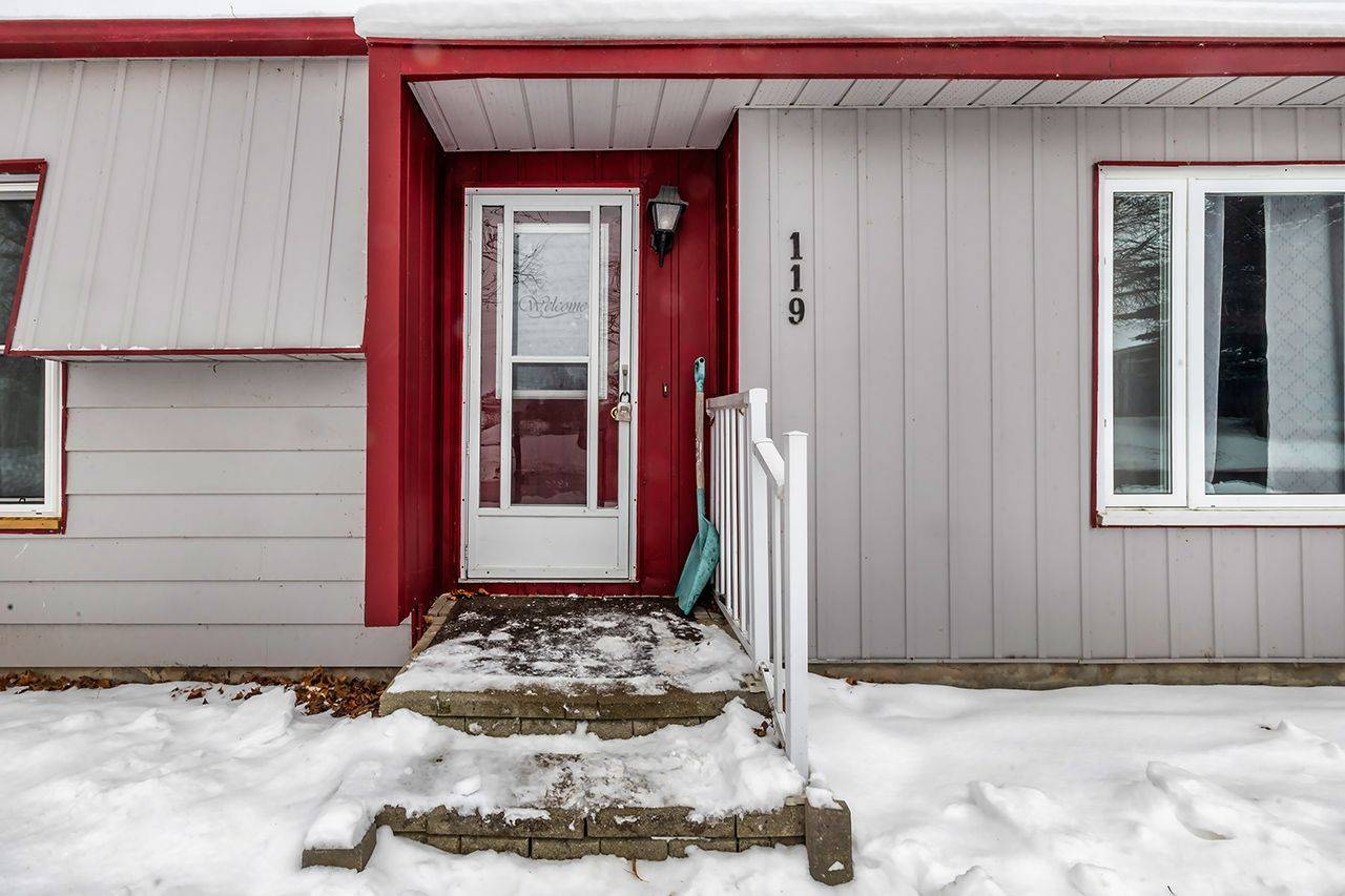 Clarington, ON L1B 1B9,119 Wilmot TRL