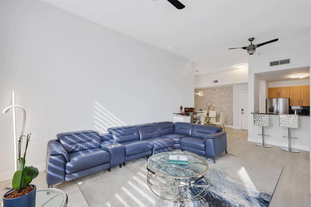 Fort Lauderdale, FL 33301,511 SE 5th Ave #2412