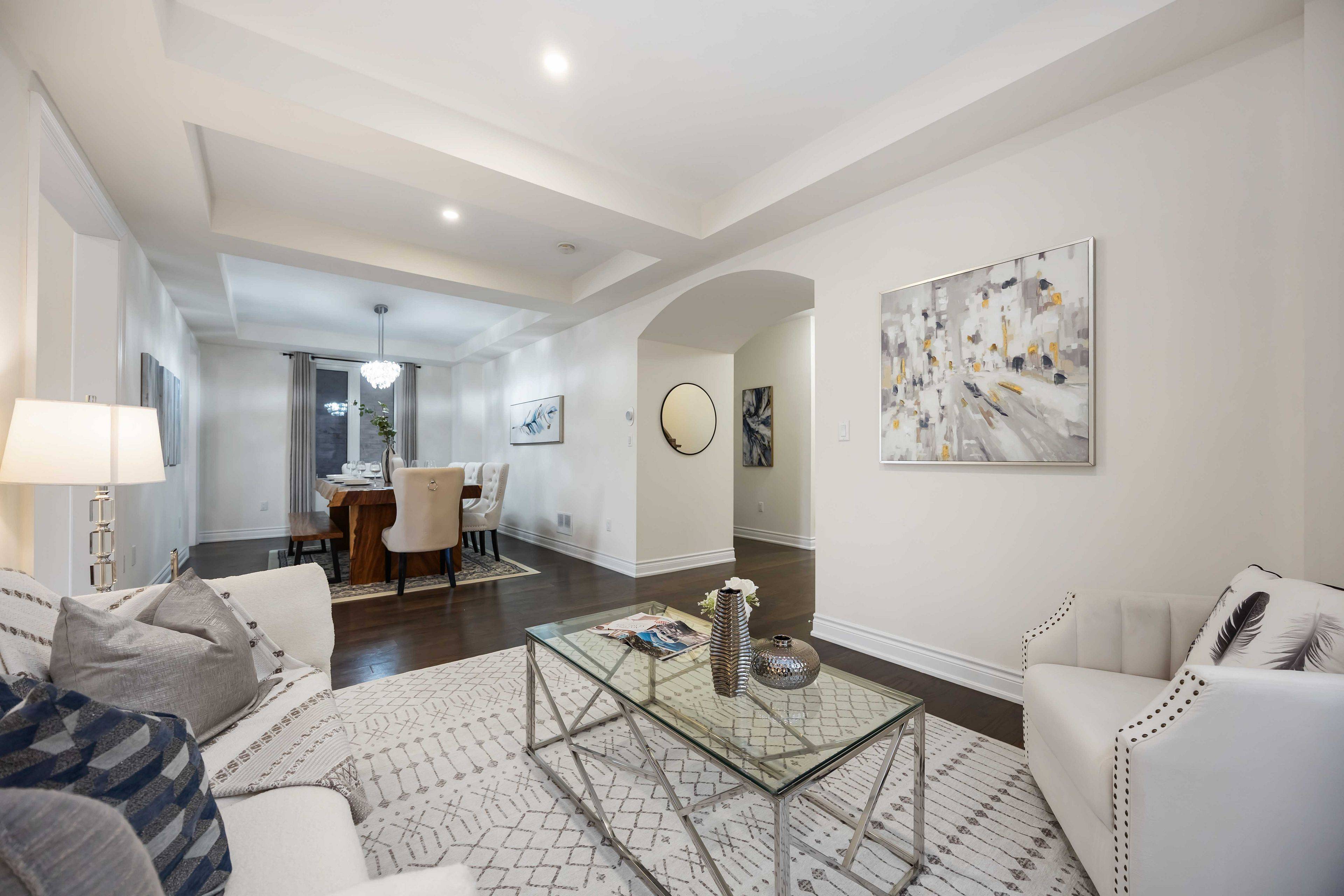 Newmarket, ON L3X 0J9,689 Somerville DR