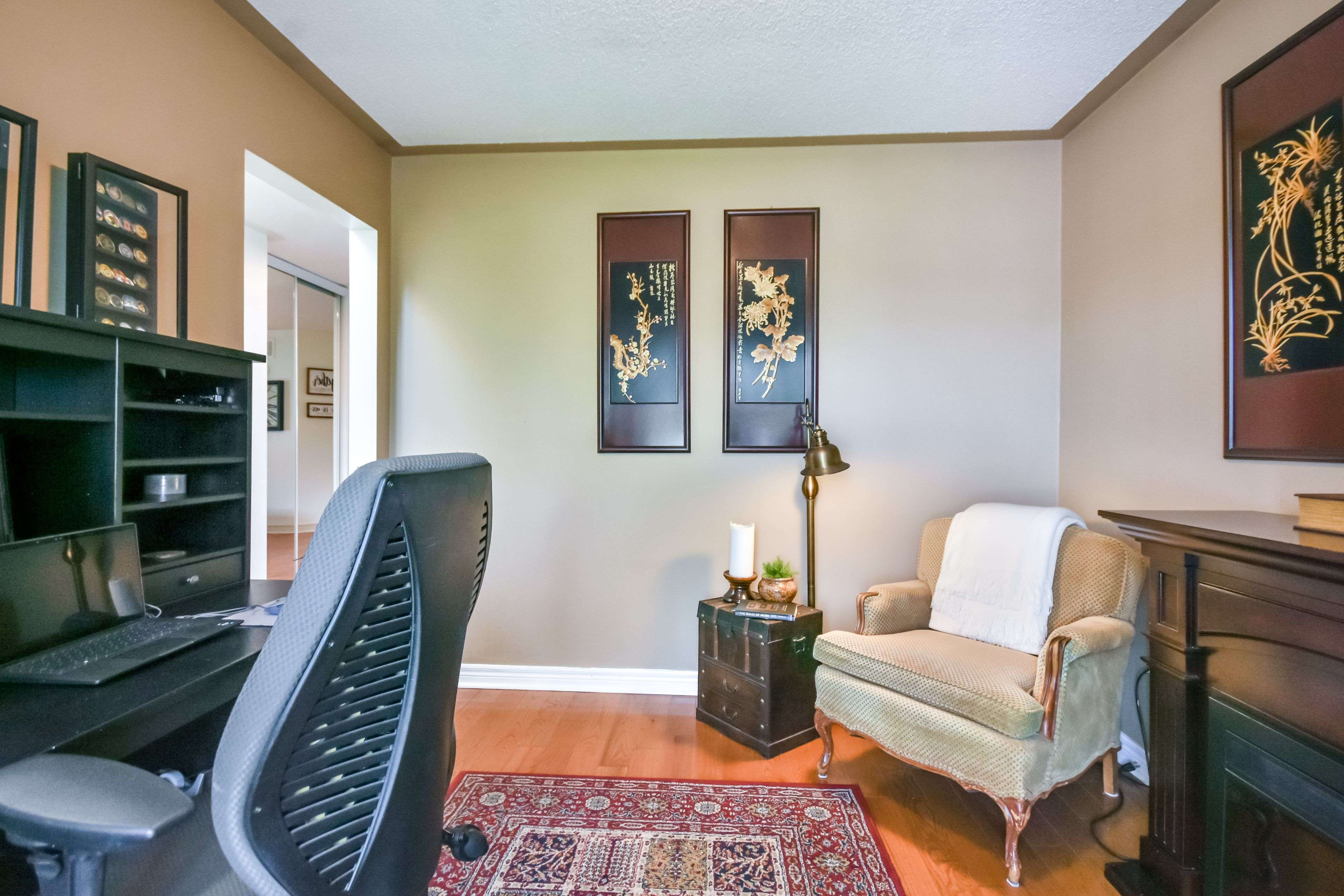 Barrie, ON L4M 6V5,13 Couples CT