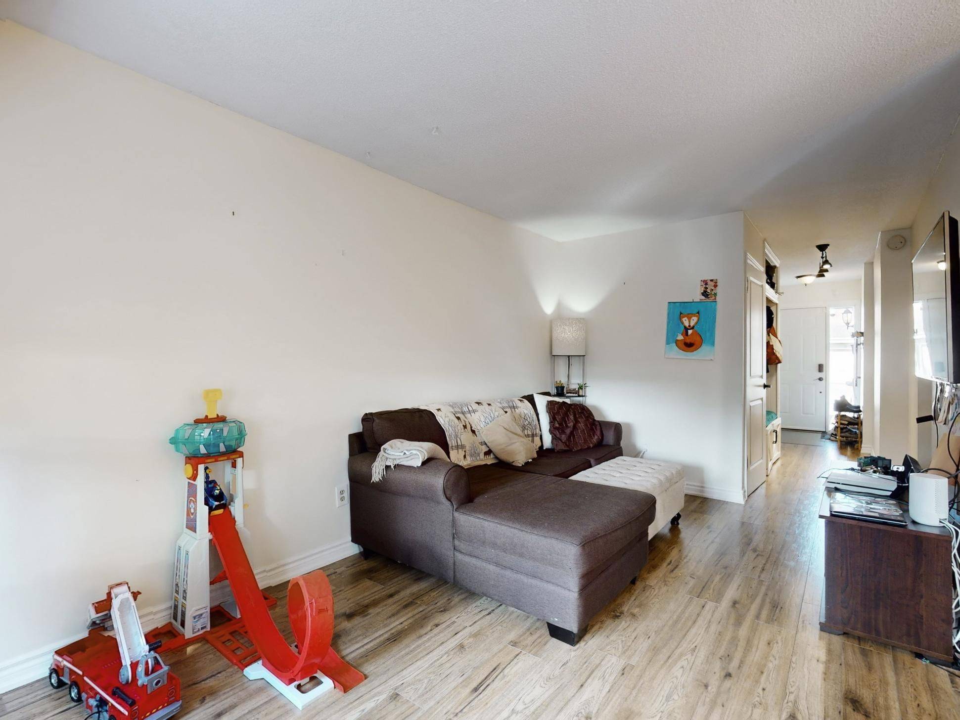 Mississauga, ON L5N 2M4,5730 Montevideo RD #57