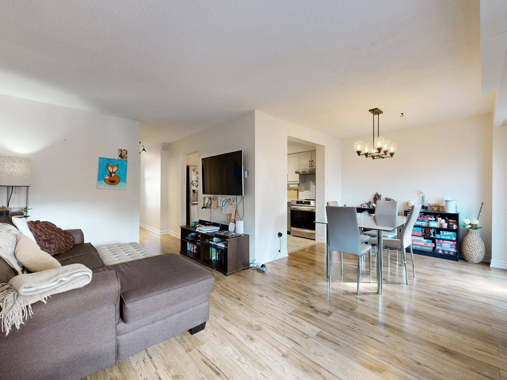 Mississauga, ON L5N 2M4,5730 Montevideo RD #57