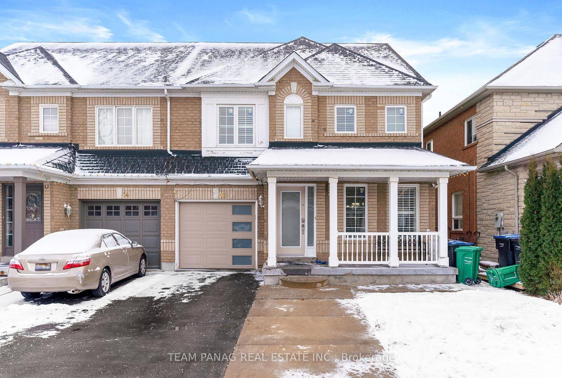 Brampton, ON L6R 2W3,16 Saintsbury CRES
