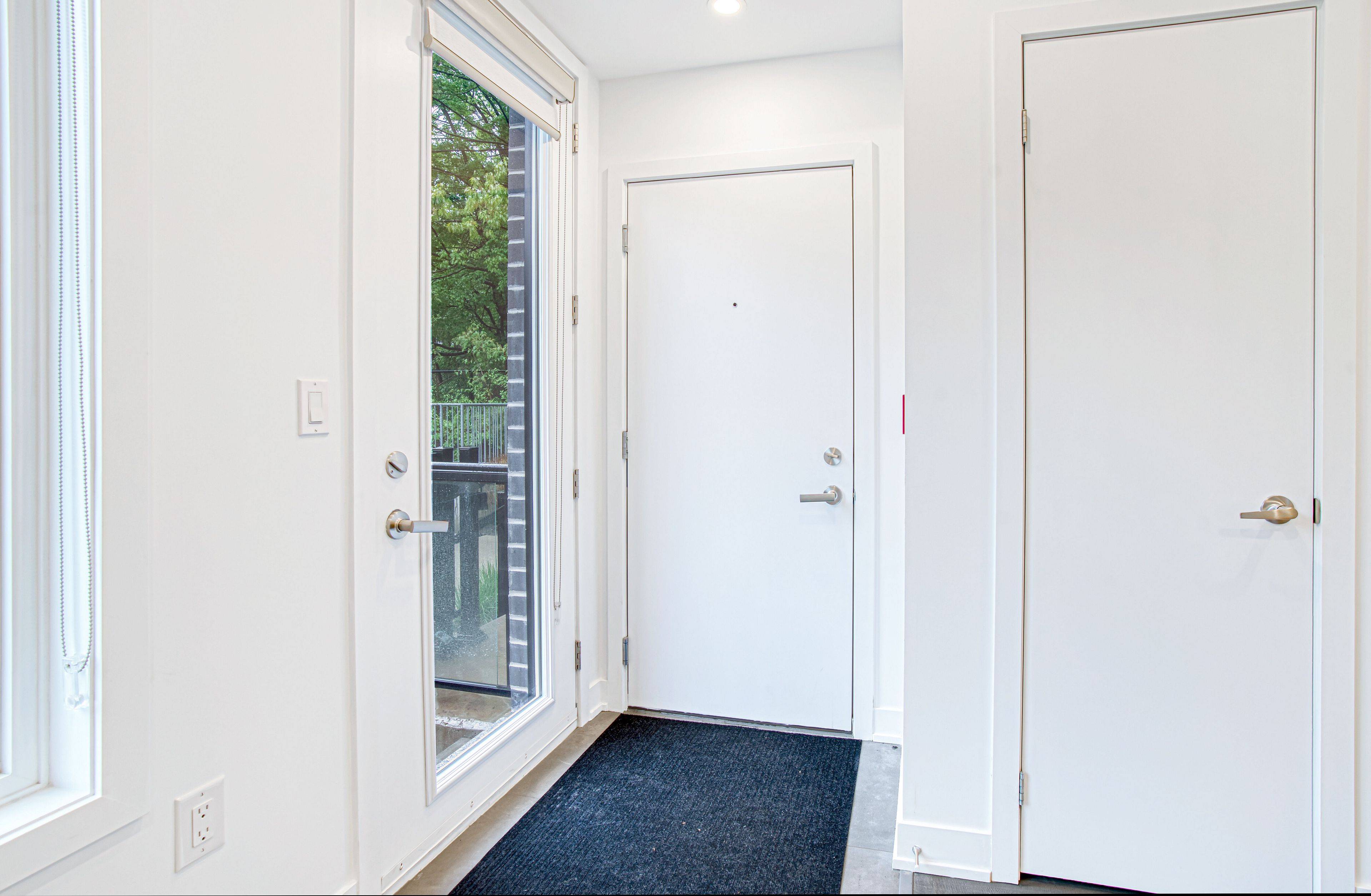 Mississauga, ON L5L 0B8,3492 Widdicombe WAY #7