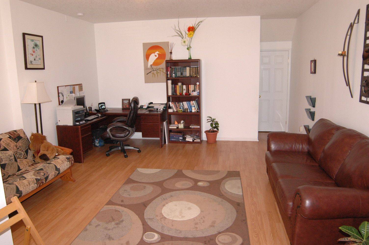 Waterloo, ON N2V 2X1,619 Wild Ginger AVE #C17