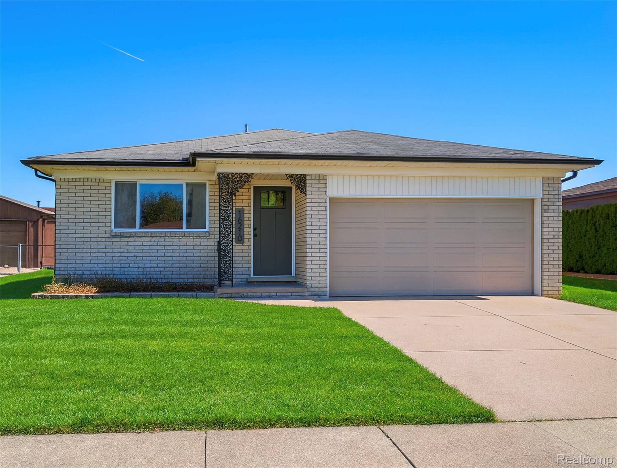 Roseville, MI 48066,16210 Wellington AVE