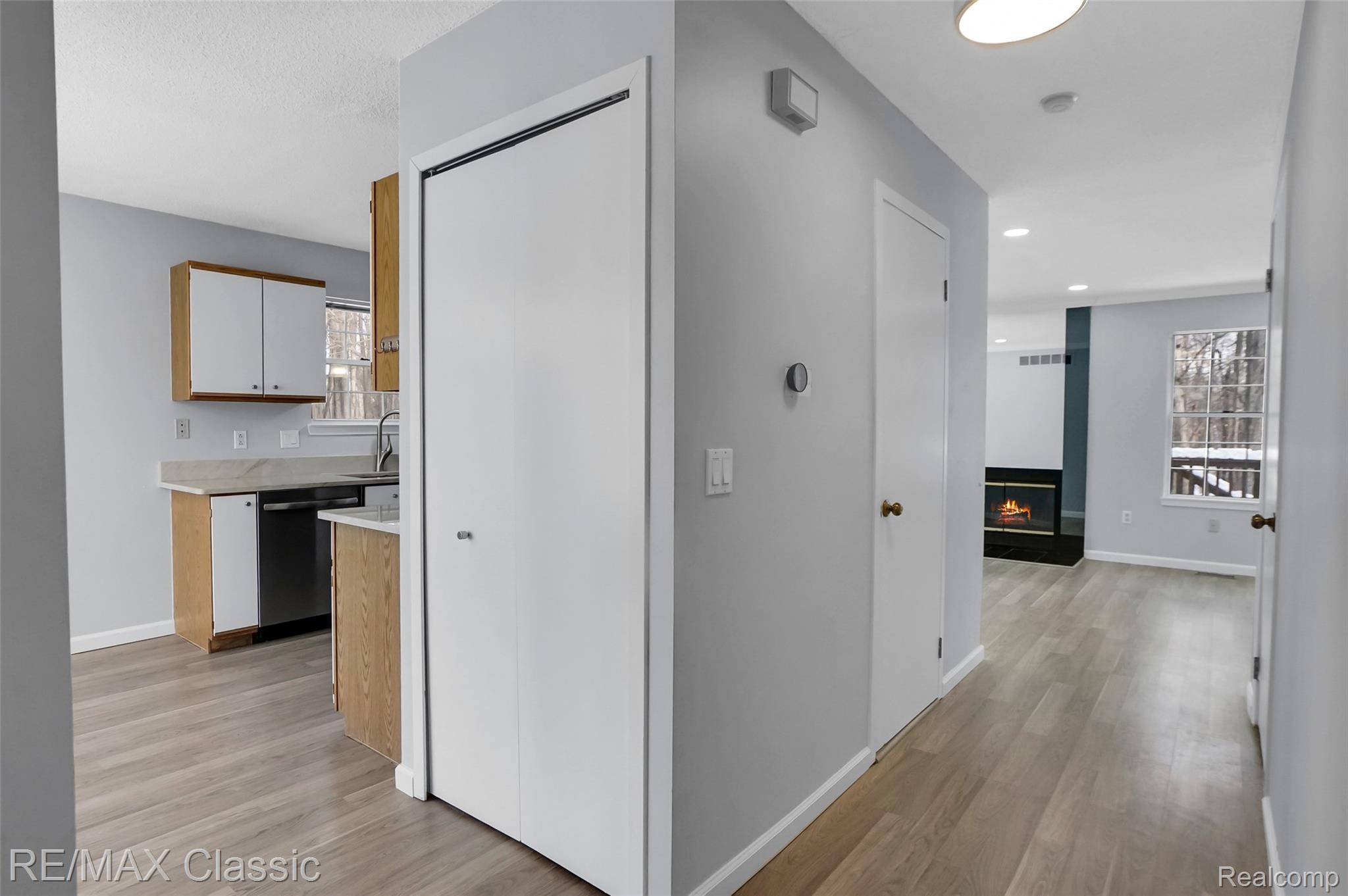 Novi, MI 48377,41498 Cornell DR