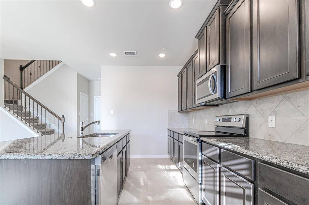 Denton, TX 76207,2328 Greystone Drive